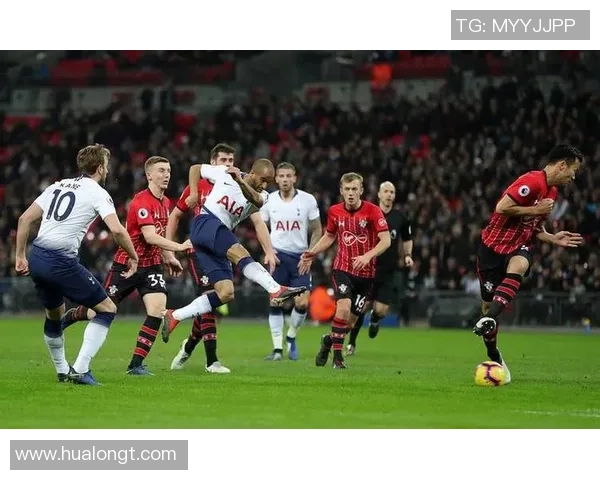 英超精彩对决波尔图大胜尤文图斯引发全场欢呼与惊叹