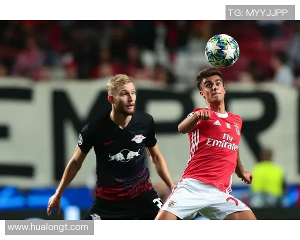 德甲精彩对决莱比锡逆转本菲卡神奇扑救点燃全场热情与转会传闻