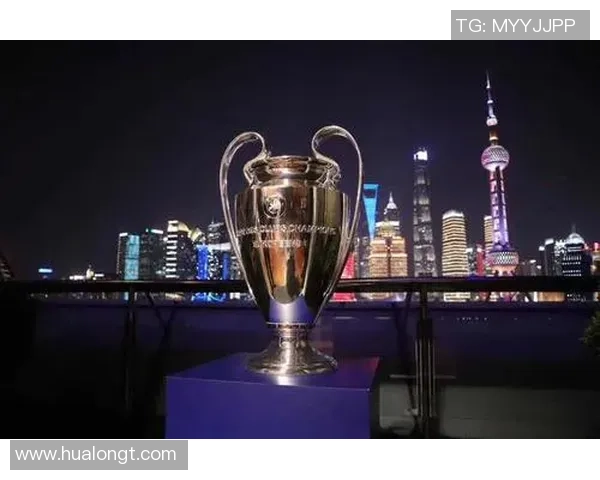 中超精彩对决切尔西逆转里昂乌龙球引发全场热烈欢呼