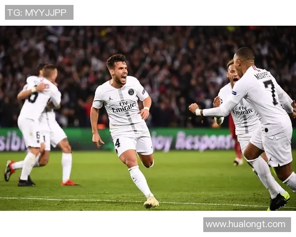 足总杯精彩对决巴黎圣日耳曼大胜尤文图斯上演帽子戏法盛宴